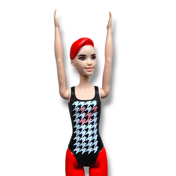 Barbie Colour Reveal Swimsuit Doll - Picture 6 of 8